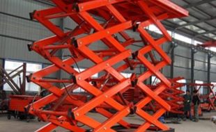 剪叉式升降平臺(tái)的材料選用及結(jié)構(gòu)設(shè)計(jì)